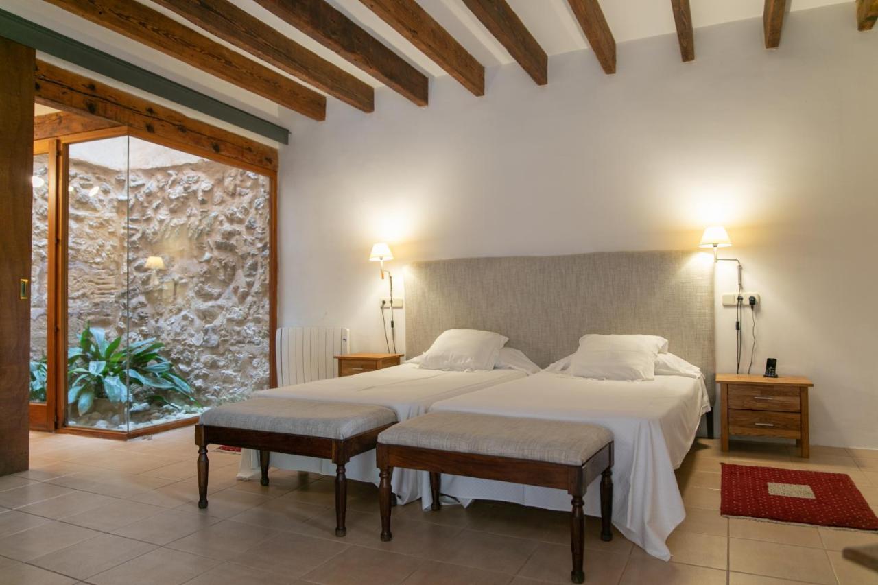 Hotel Can Moragues Arta Bagian luar foto