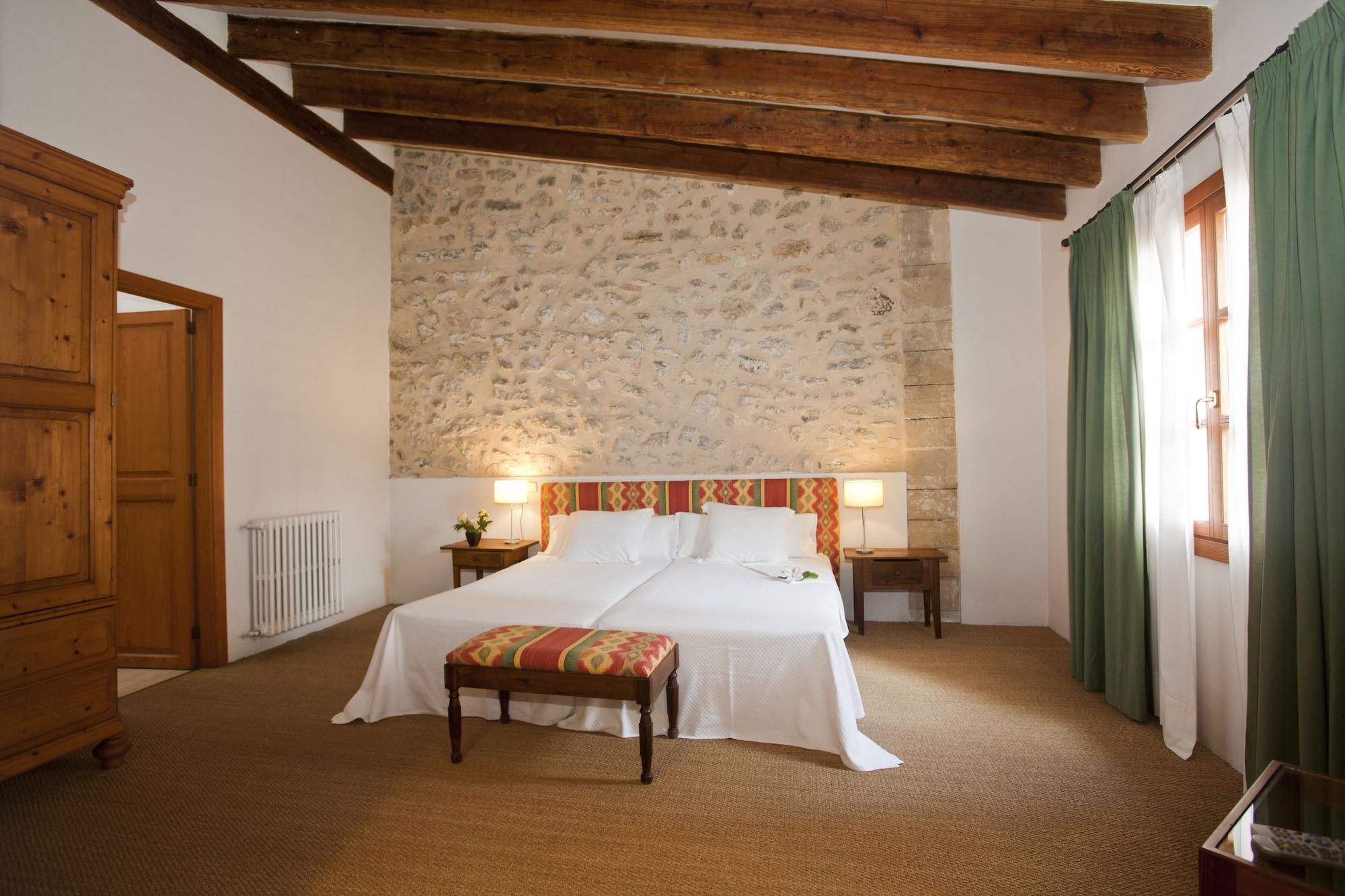 Hotel Can Moragues Arta Bagian luar foto
