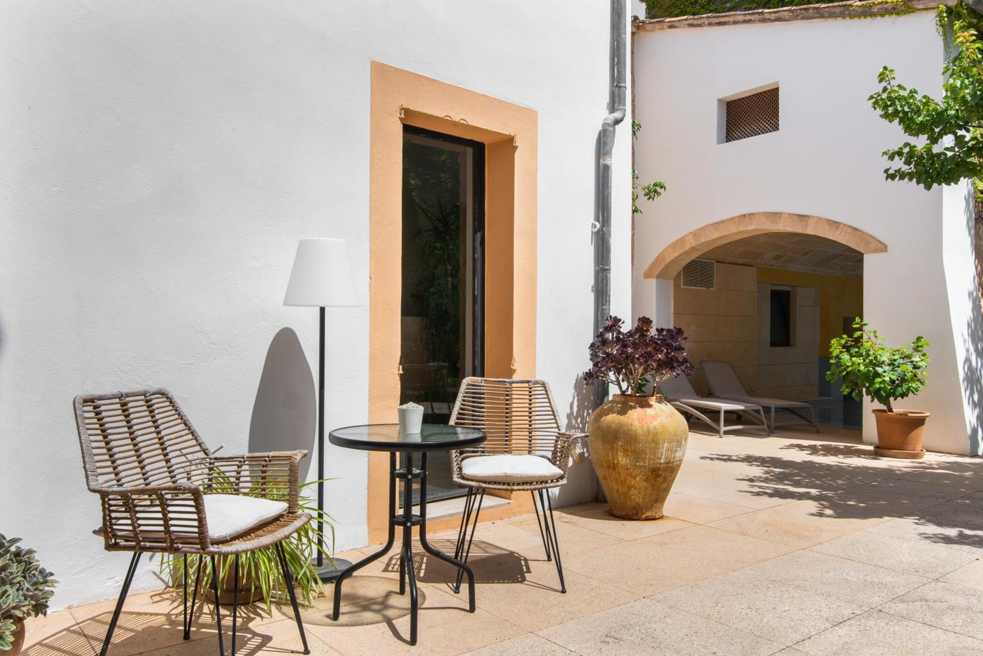 Hotel Can Moragues Arta Bagian luar foto