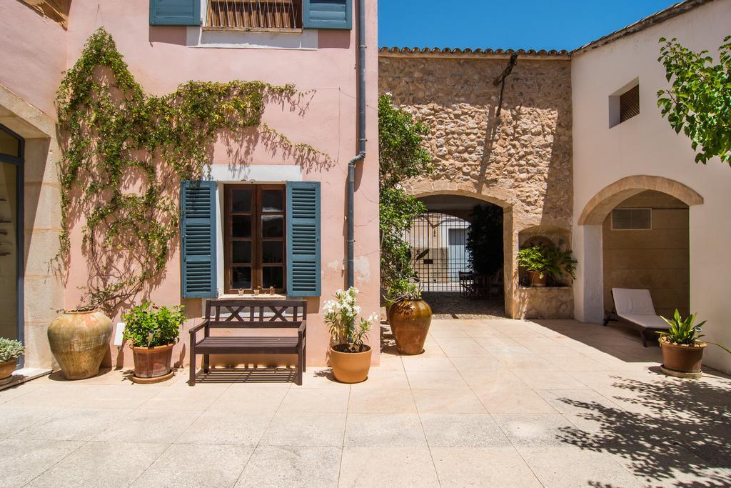 Hotel Can Moragues Arta Bagian luar foto