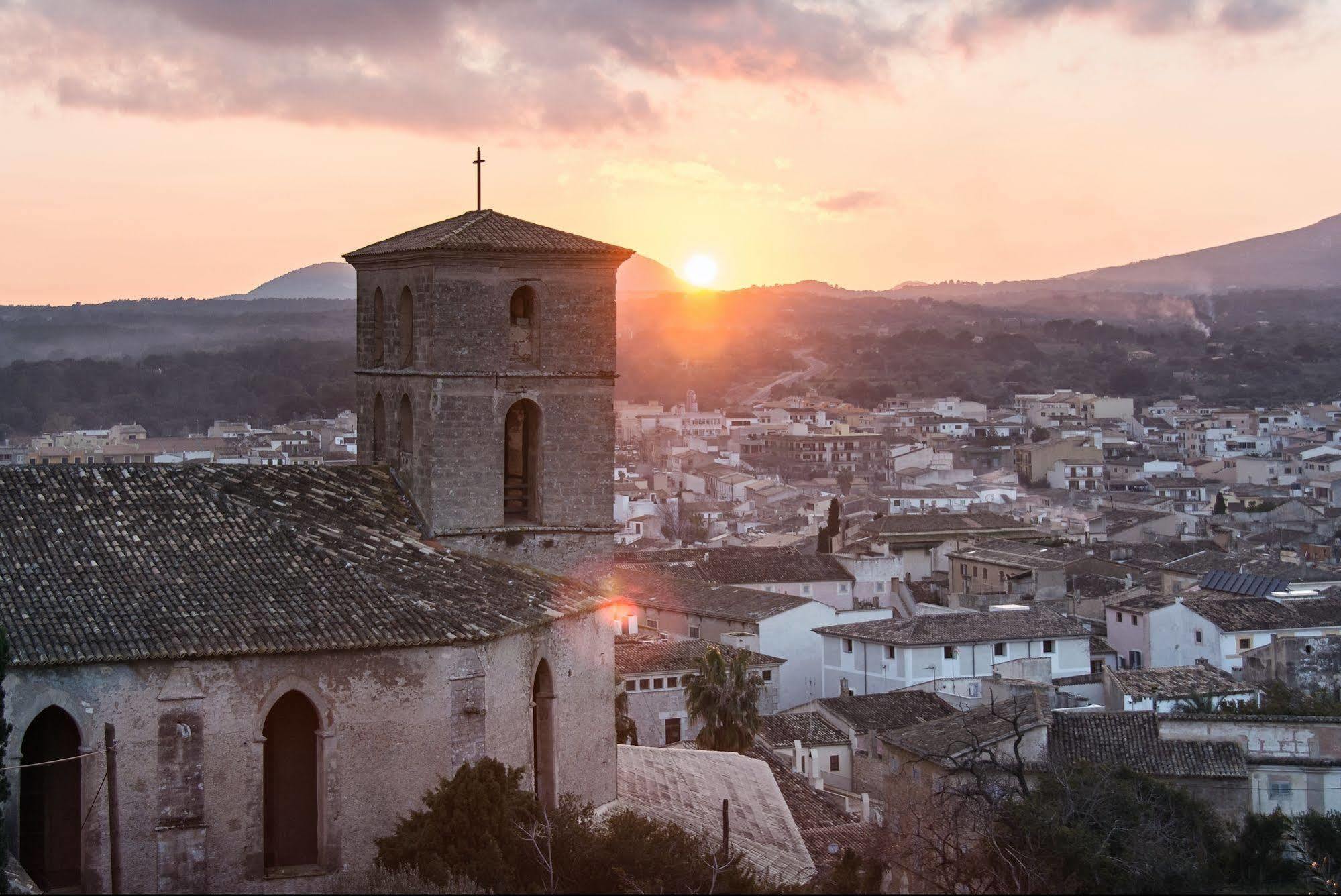 Hotel Can Moragues Arta Bagian luar foto
